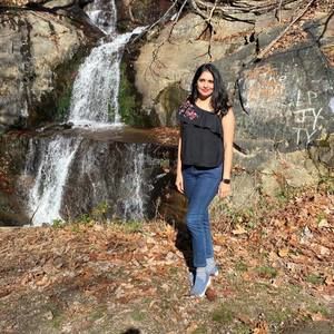 Meet your Posher, Santhoshi